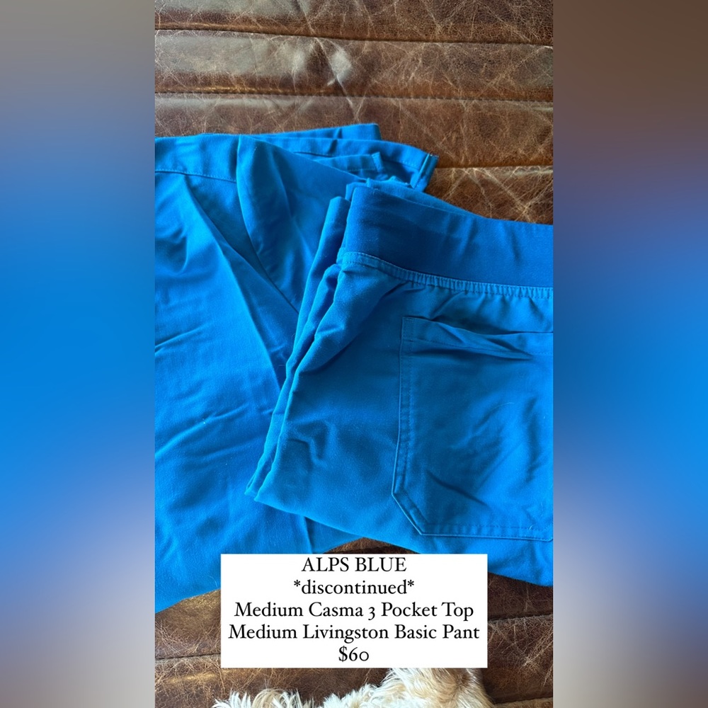 Figs scrubs, used great condition, washed, disinfected and hung to dry